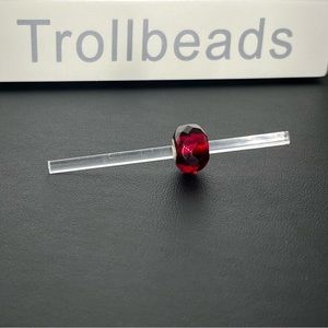 Trollbeads Retired Red Prism- 60186